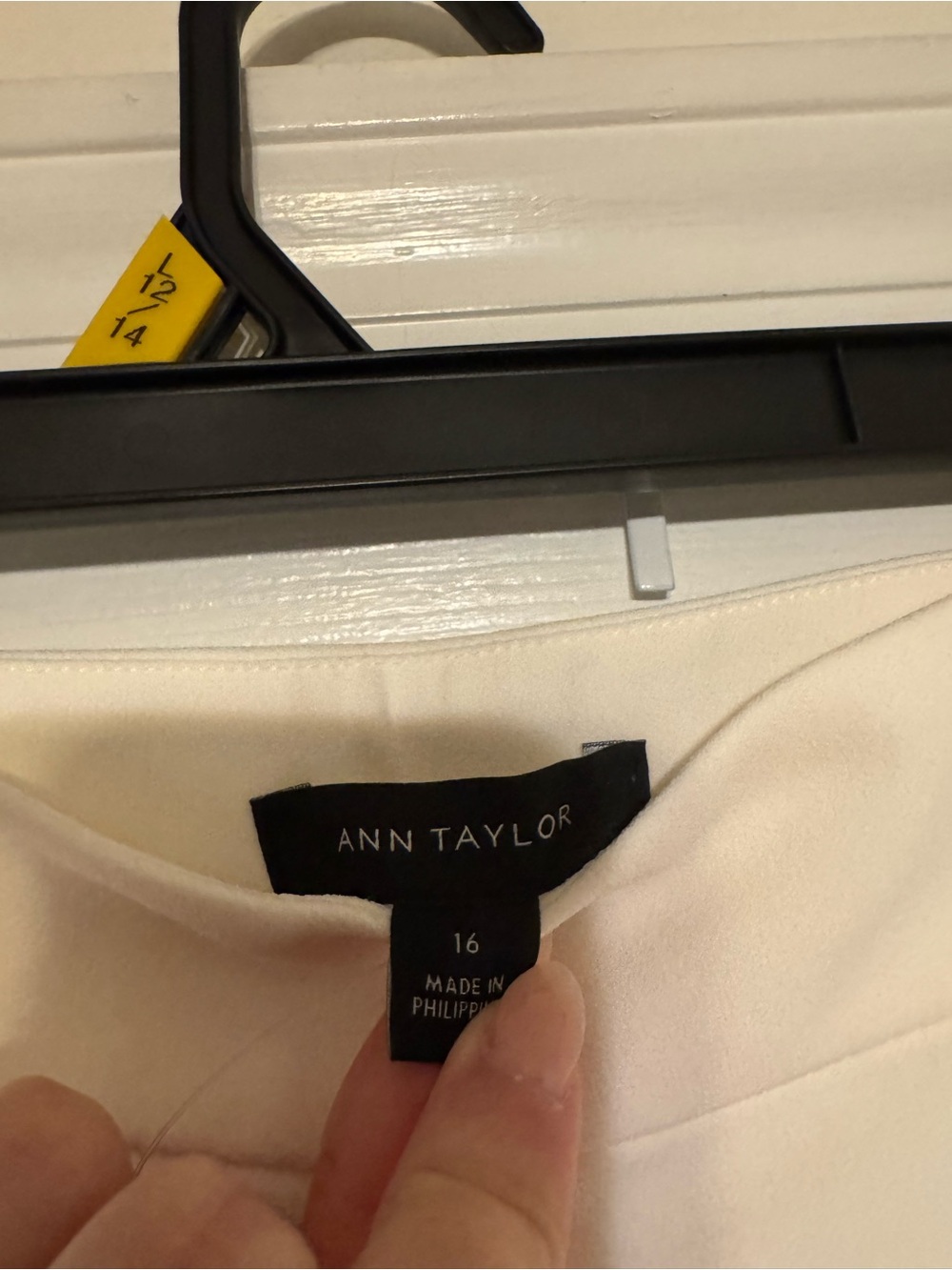 Ann Taylor Cream Wide-Leg Trousers - Picture 5 of 6